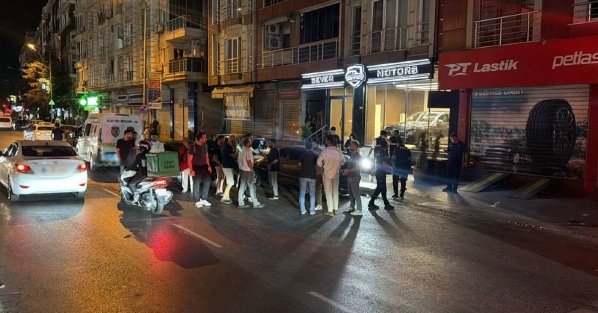 Gündemden Son Bilgiler: Oto galeriye silahlı saldırı: 2'si ağır 4 yaralı (Detaylar) ve Merak Edilenler