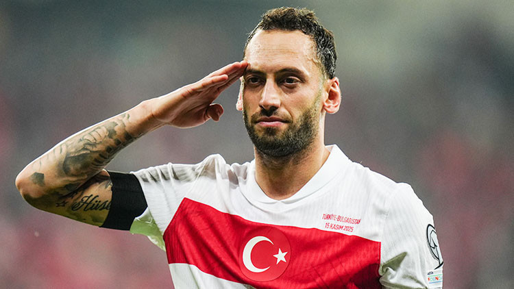 Ayrıntılar Netleşti: Analiz | Fenerbahçe'den Hakan Çalhanoğlu bombası! Listeye girdi (Detaylar)
