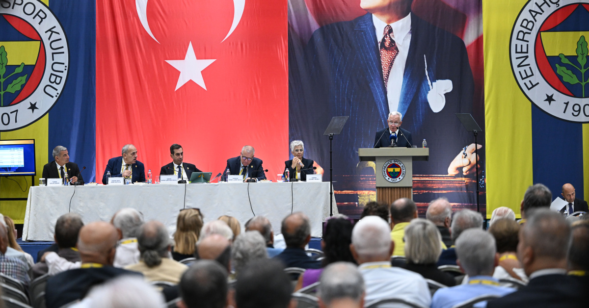 Kritik Açıklama: F.Bahçe'de divan toplandı: İşte Ayrıntılar - Son Dakika Bilgileri
