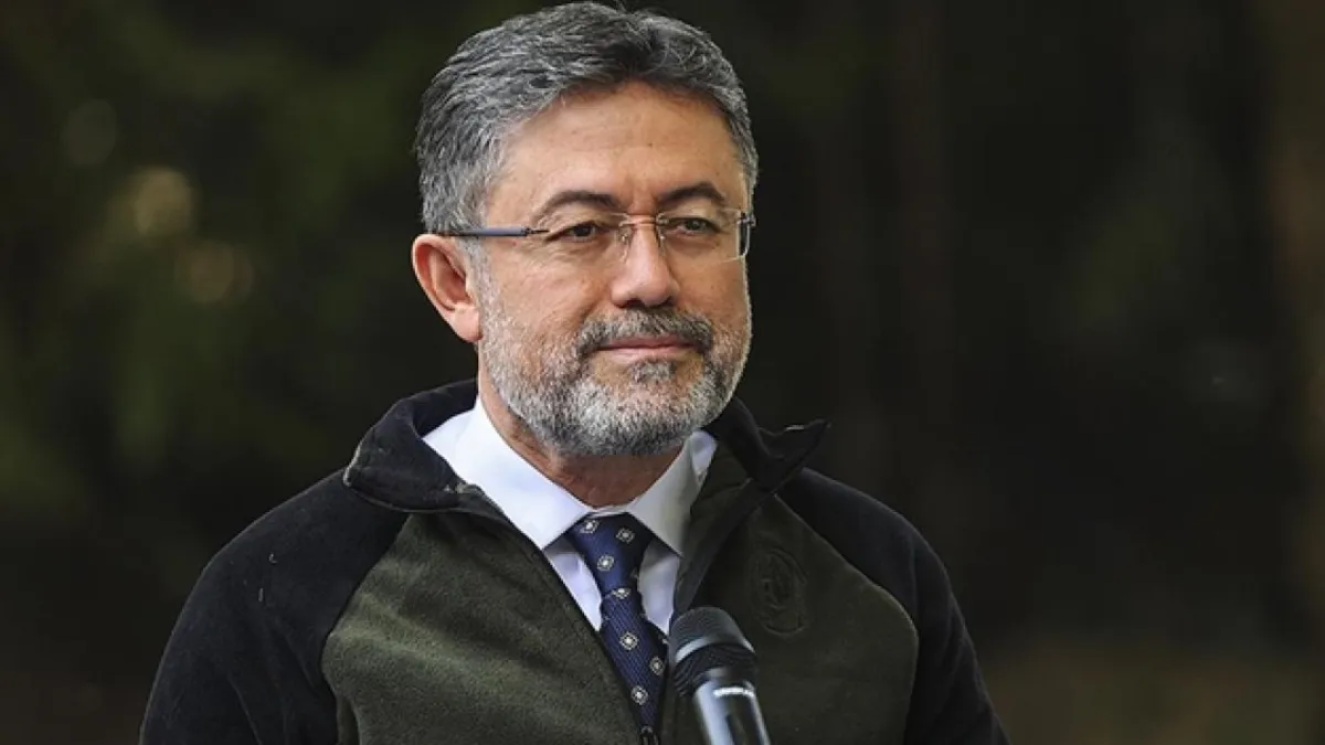 Sıcak Gündem: Son Gelişme: SON DAKİKA! Bakan Yumaklı kamuoyuna ilan etti: Aydın, Balıkesir, İzmir yangınları t