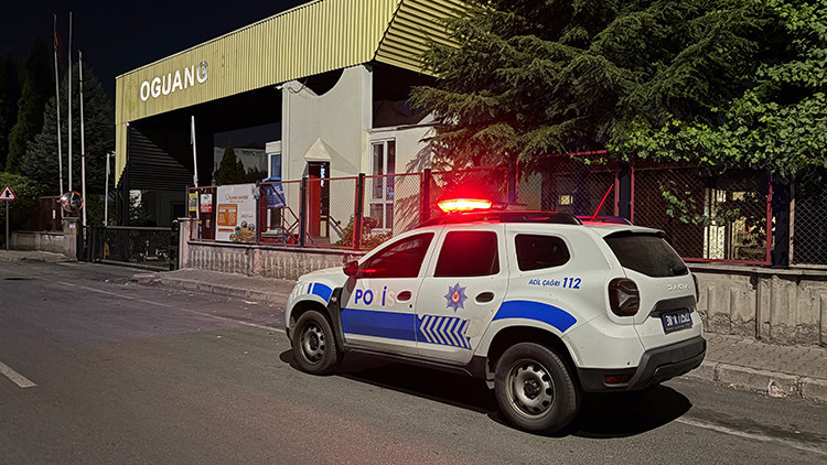 Kritik Açıklama: Kayseri'de tekstil fabrikasında feci iş kazası: Elini makineye kaptıran işçinin 5 parmağı kop