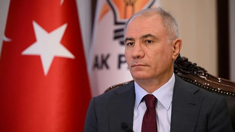 Son Gelişme: AK Partili Efkan Ala'dan Ertuğrul Özkök’e tepki: Siyaseten de ahlaken de tamamen yanlış - Son Dak