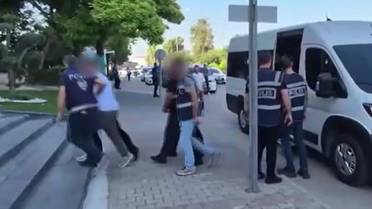 Kritik Açıklama: Son Gelişme: 4 yıl sonra çözülen cinayette 5 tutuklama ve Son Gelişmeler ve Merak Edilenler