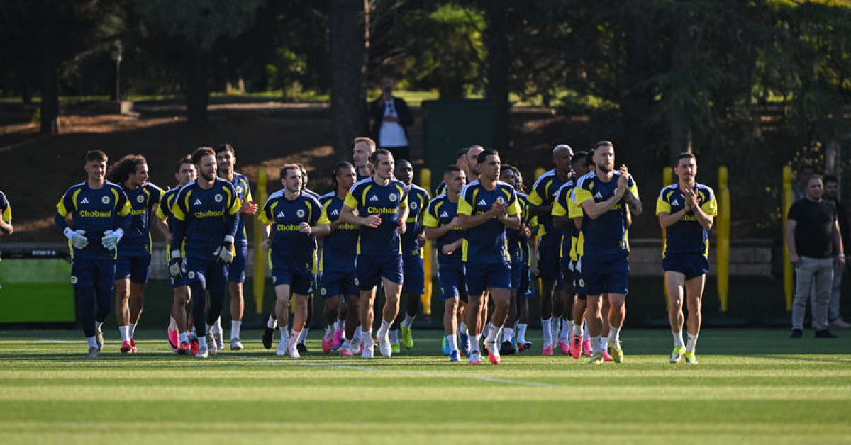 Gündemden Son Bilgiler: Analiz | Fenerbahçe, Sturm Graz'a hazır! ve Son Gelişmeler: Gelişmeler Takip Ediliyor