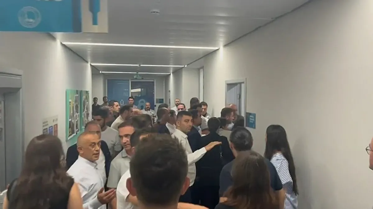 Kritik Açıklama: Analiz | Üsküdar Belediyesi'nde başkanvekili seçiminde gerginlik! AK Parti grubu seçimi 22'ye