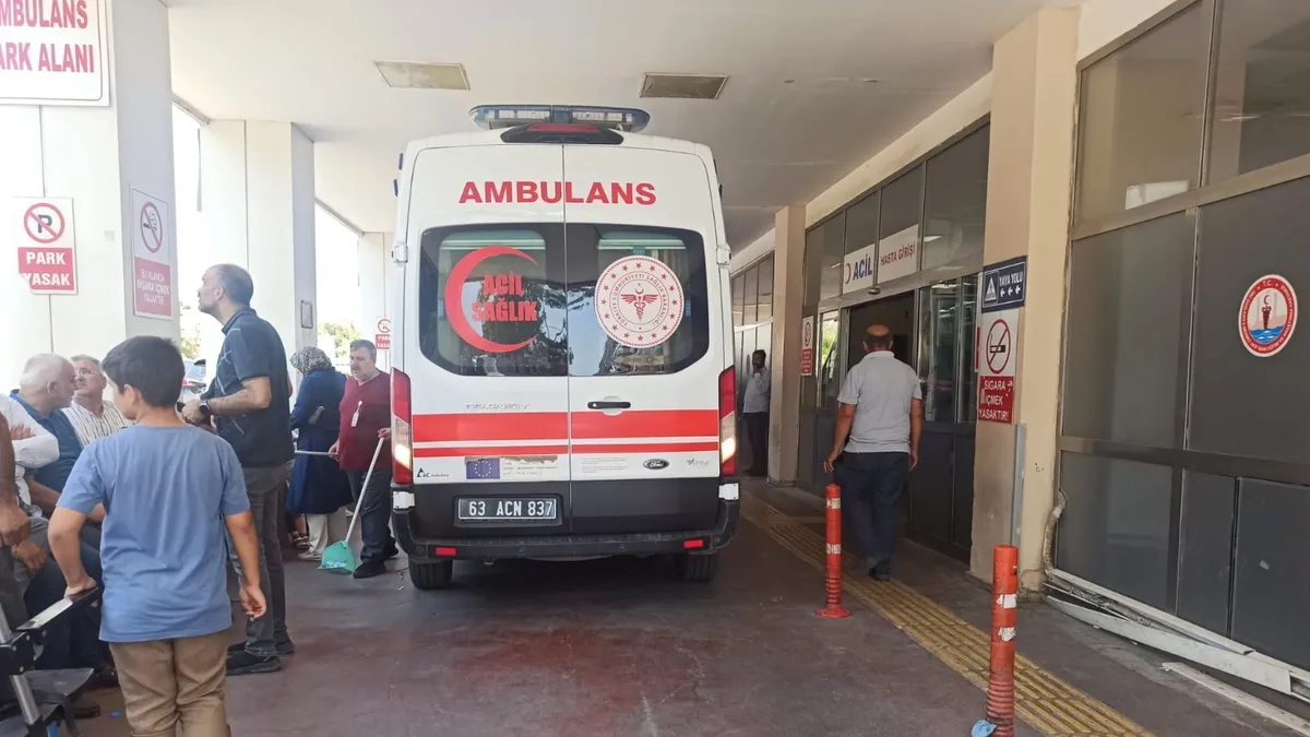 Kritik Açıklama: Son Gelişme: İki grup arasında çıkan tartışma kavgaya dönüştü: 5 yaralı ve Son Gelişmeler ve