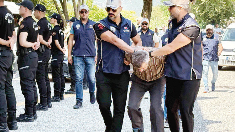Ayrıntılar Netleşti: Son suikastçının itirafları: Saldırıda ateş açtım: Gelişmeler Takip Ediliyor