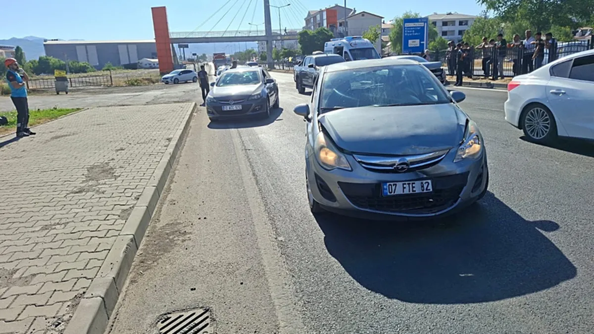 Son Gelişme: Bingöl’de zincirleme kaza: 5 kişi yaralandı! ve Son Gelişmeler ve Merak Edilenler