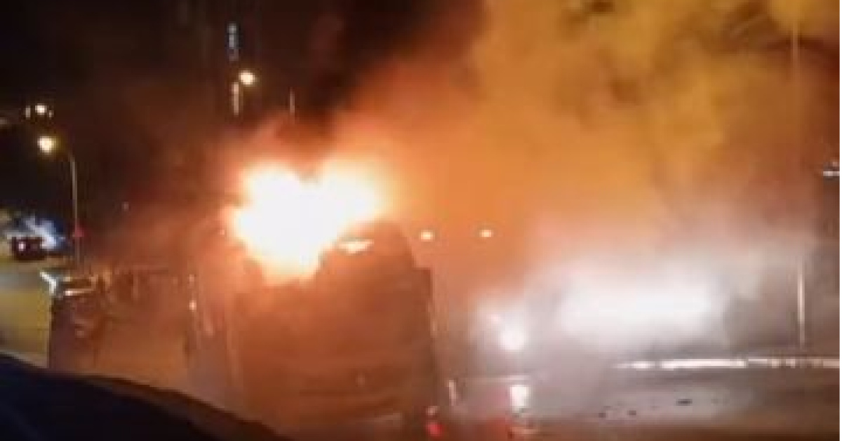 Gündemden Son Bilgiler: Kartal'da minibüs yangını ve Son Gelişmeler ve Merak Edilenler