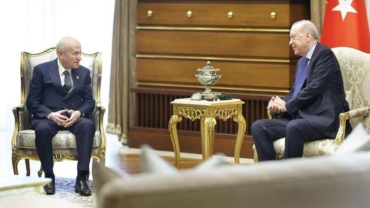 Gündemden Son Bilgiler: Erdoğan ve Bahçeli buluşması… Çerçeve yasayı konuştular (Detaylar) - Son Dakika Bilgil