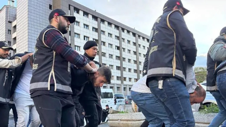 Sıcak Gündem: 'Casperlar' suç örgütüne yönelik soruşturmada yeni dalga ve Son Gelişmeler: Gelişmeler Takip Edi