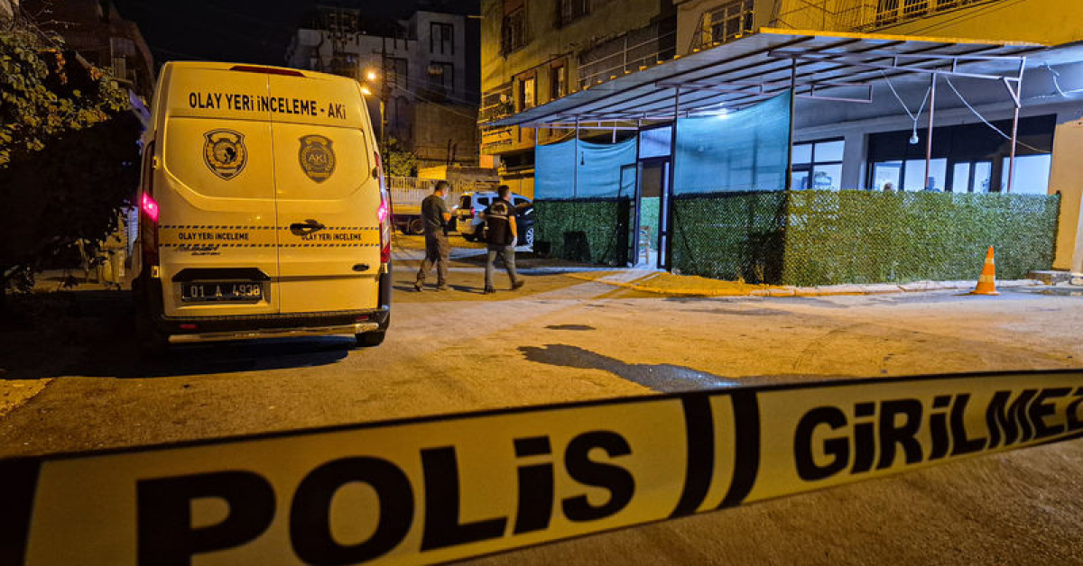 Son Gelişme: Son Gelişme: Kahvehaneye silahlı saldırı: 3 yaralı: İşte Ayrıntılar - Son Dakika Bilgileri