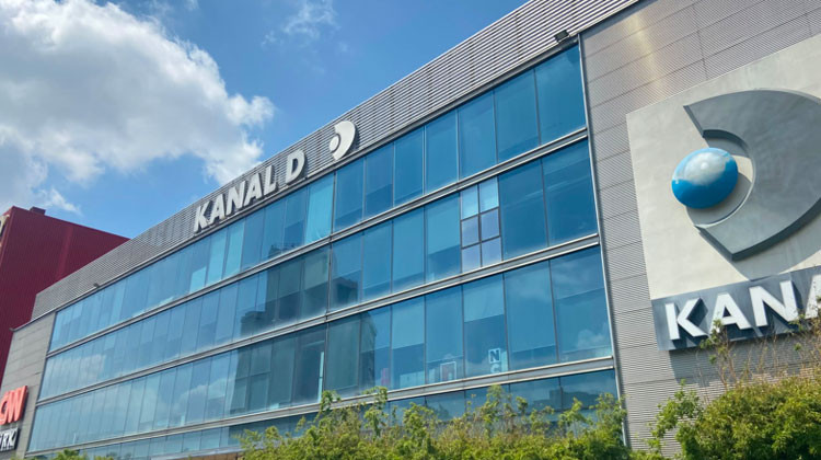 Kritik Açıklama: TV yayınları için son tarih 15 Ağustos ve Son Gelişmeler: Gelişmeler Takip Ediliyor