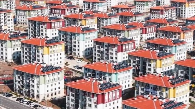 Gündemden Son Bilgiler: Çevre, Şehircilik ve İklim Değişikliği Bakanlığından Osmaniye'deki afet konutlarına il
