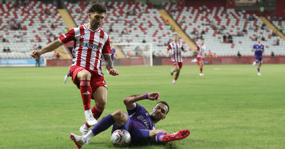Son Gelişme: Son Gelişme: 7 gollü maçta kazanan Antalyaspor! ve Son Gelişmeler - Son Dakika Bilgileri