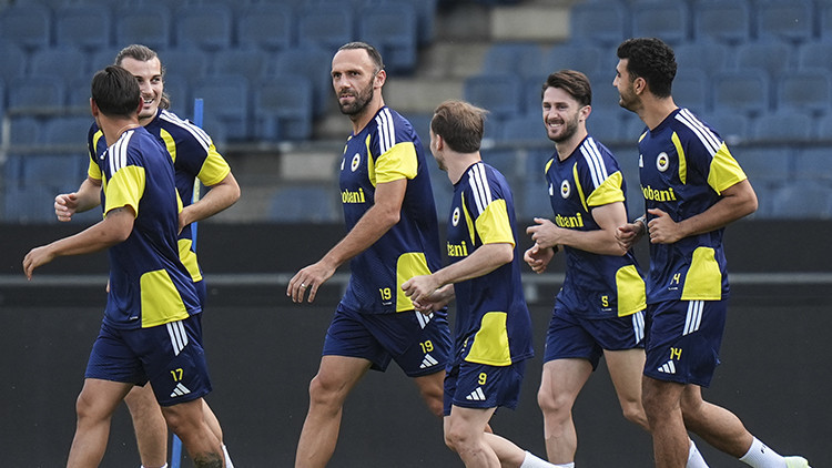 Gündemden Son Bilgiler: Son Gelişme: Fenerbahçe, Sturm Graz maçına hazır (Detaylar) | İşte Tüm Ayrıntılar