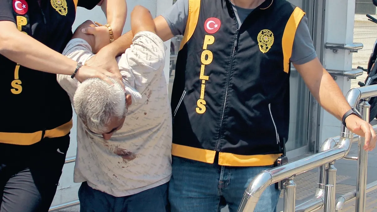 Son Gelişme: Önce kefen bezi sonra bıçak darbesi: İşte Ayrıntılar - Son Dakika Bilgileri