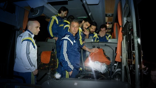 Son Gelişme: Fenerbahçe'ye saldırı soruşturması: 5 şüpheli Gözaltında ve Merak Edilenler