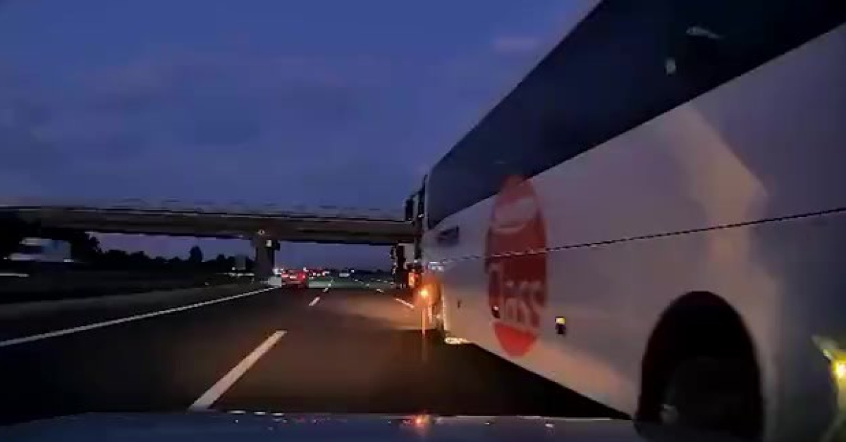Ayrıntılar Netleşti: Otobüs kaza yaptırdı! Çığlıklar artış grafiği çizdi!: Gelişmeler Takip Ediliyor