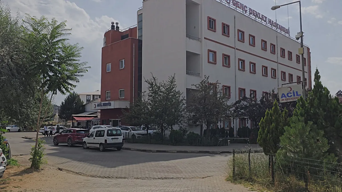 Son Gelişme: Bingöl'de asansör faciası! İşçinin üzerine kabin Gerileme Kaydetti! 1 ölü (Detaylar): Gelişmeler