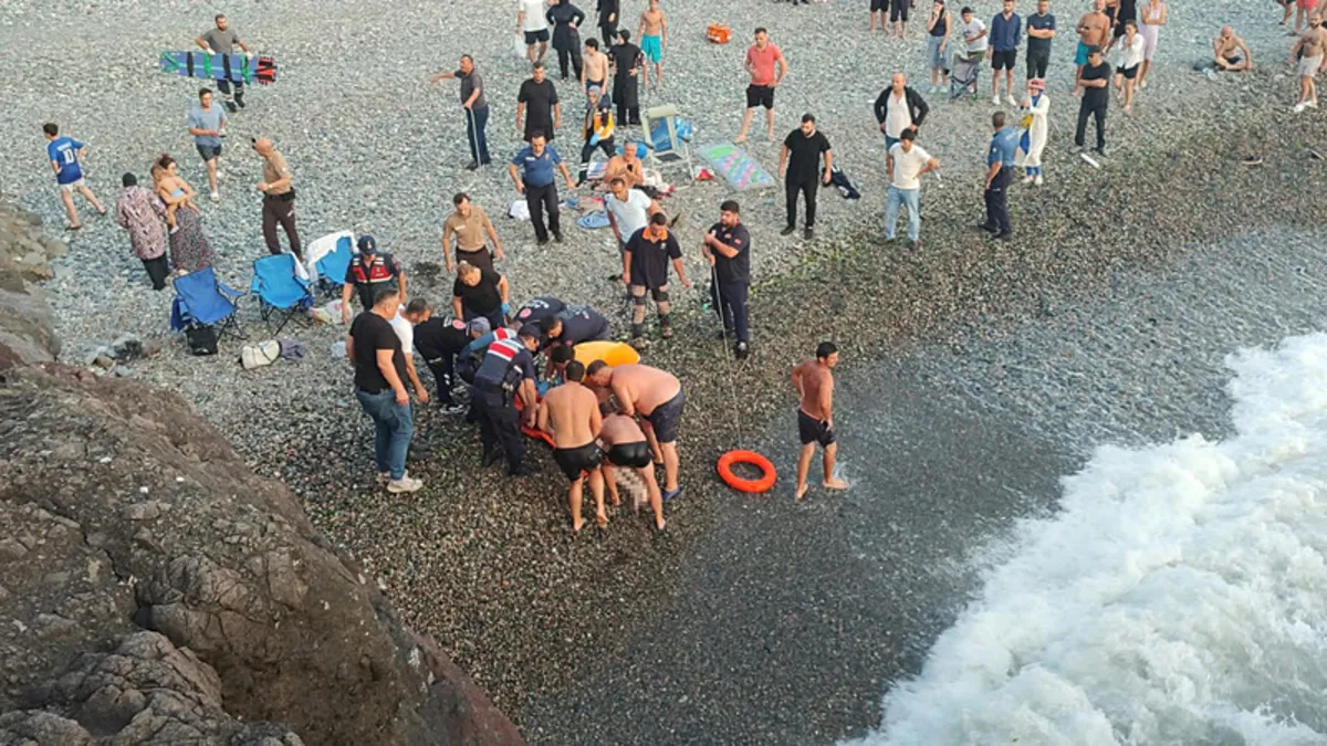 Son Gelişme: Giresun'da denizde can pazarı: Boğulma tehlikesi geçiren 4 kişiden biri öldü: İşte Ayrıntılar | İ