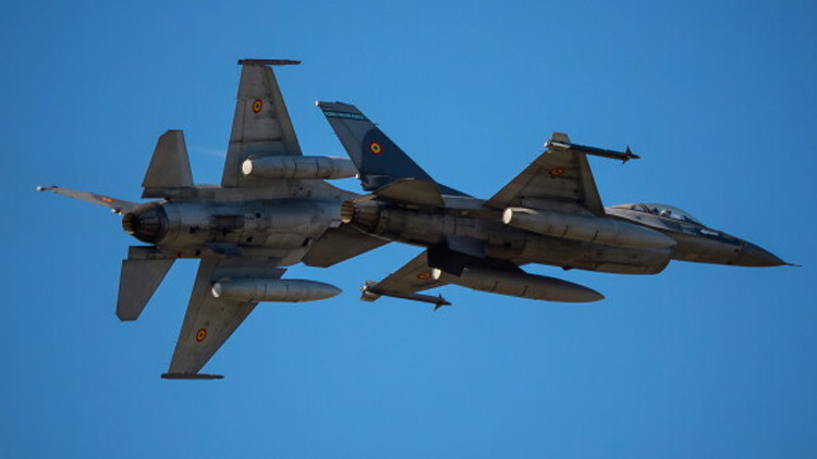 Ukrayna sınırında hareketlilik: Romanya F-16'ları havalandırdı ve Merak Edilenler
