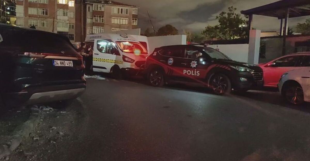 Kasklı saldırgan restoranda 2 kişiyi vurdu: İşte Ayrıntılar