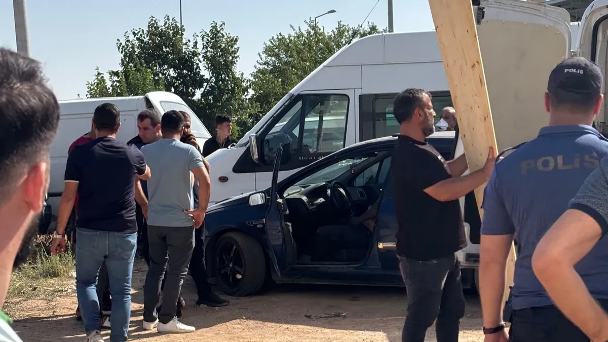 Son Gelişme: Midyat’ta esrarengiz ölüm: 30 yaşındaki genç aracında silahla vurulmuş halde ölü bulundu (Detayla