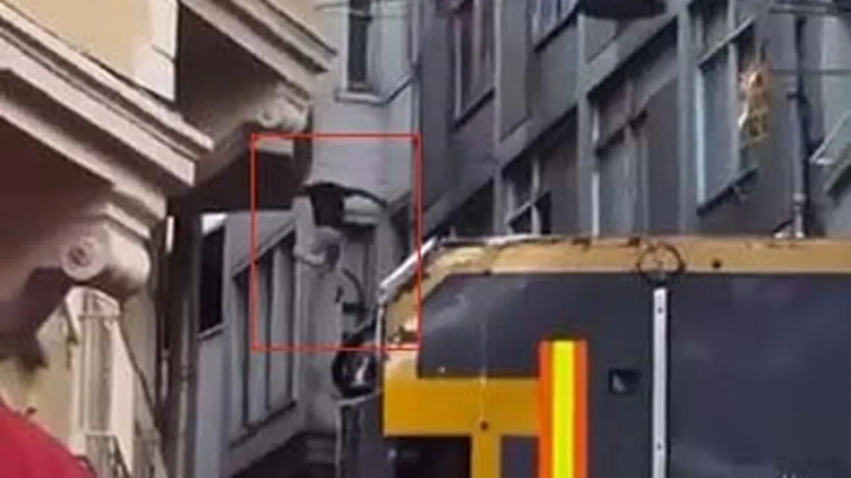 Beyoğlu’nda yürekler ağza geldi: Elektrik tellerinden hava minderine Gerileme Kaydetti!: İşte Ayrıntılar: Geli