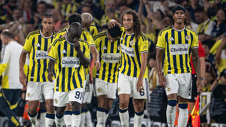 Sıcak Gündem: Fenerbahçe, Lyon maçı kadrosunu UEFA'ya bildirdi!: İşte Ayrıntılar ve Merak Edilenler