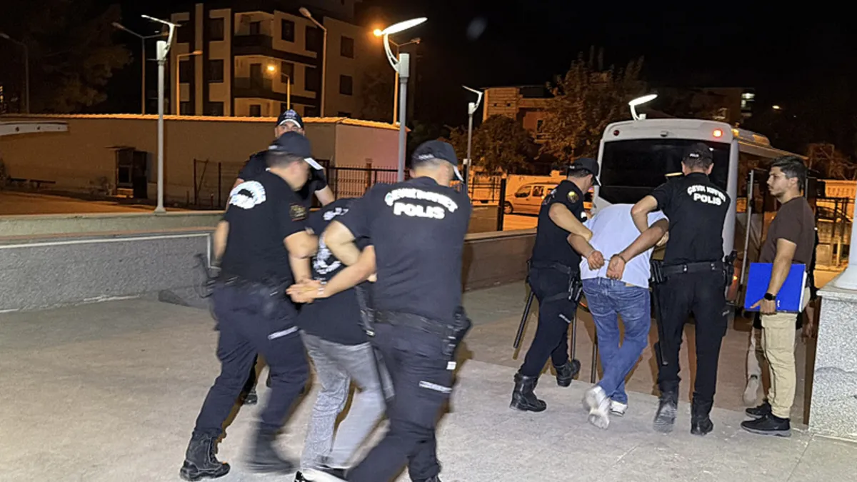 Sıcak Gündem: Adıyaman’da suç örgütüne darbe: 5 kişi hakkında tutuklama kararı verildi! ve Merak Edilenler