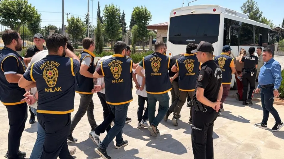 Adıyaman merkezli 5 ilde dev operasyon! Telefonda "bankacıyım" diyerek dolandırdılar: 6 gözaltı