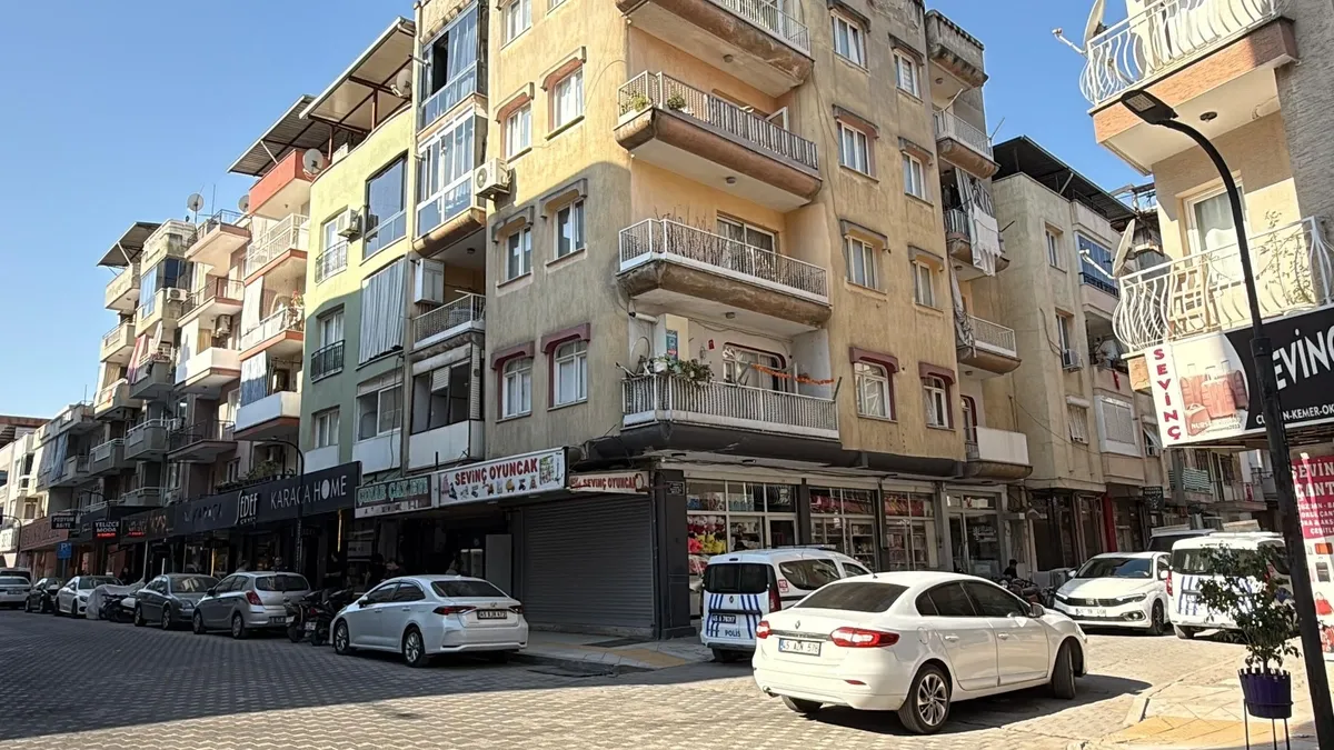 Manisa'da dehşete düşüren olay: Eşini boğmaya çalıştı! - Son Dakika Bilgileri