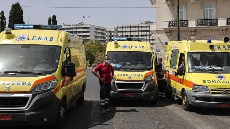 Son Gelişme: Komşuda Batı Nil virüsü alarmı: Yunan gazeteci entübe edildi - Son Dakika Bilgileri