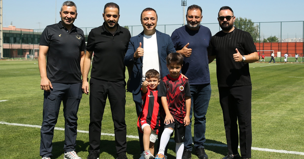 Gündemden Son Bilgiler: Minik Göktuğ’dan Gençlerbirliği’ne ziyaret | İşte Tüm Ayrıntılar