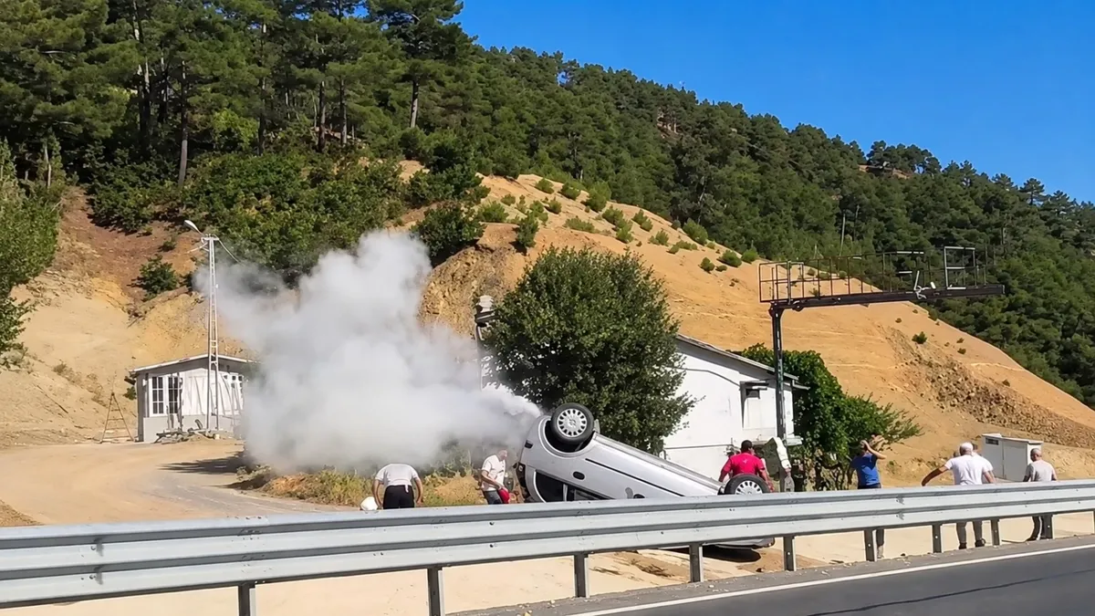 Son Gelişme: Kahramanmaraş-Kayseri yolunda feci kaza: 1 ölü, 1’i ağır 4 yaralı: Gelişmeler Takip Ediliyor
