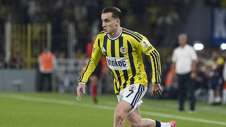 Son Gelişme: Fenerbahçe'de korkutan an! Kerem Aktürkoğlu sedyeyle çıktı | İşte Tüm Ayrıntılar