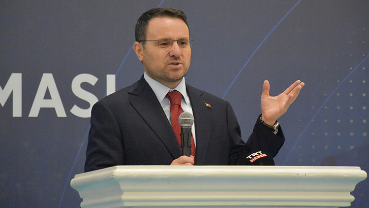 Gündemden Son Bilgiler: Bakan Gürlek, tarım işçilerinin saldırıya uğradığı iddialarına ilişkin açıklama yaptı