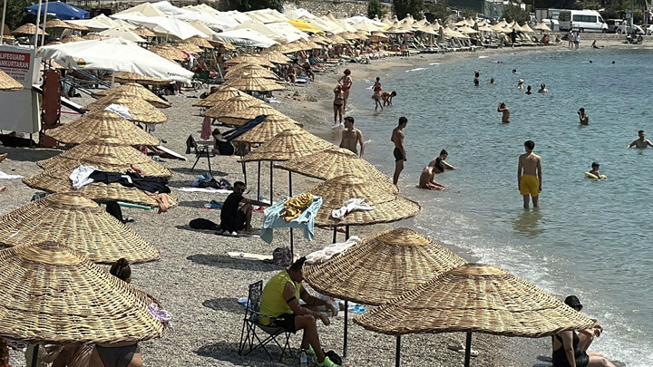 Son Gelişme: Turistik ilçede hava sıcaklığı 40 dereceyi aştı
