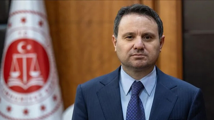 Kritik Açıklama: Bakan Gürlek kamuoyuna ilan etti | Yasa dışı bahis ve kaçakçılık operasyonu: 68 şüpheli gözal
