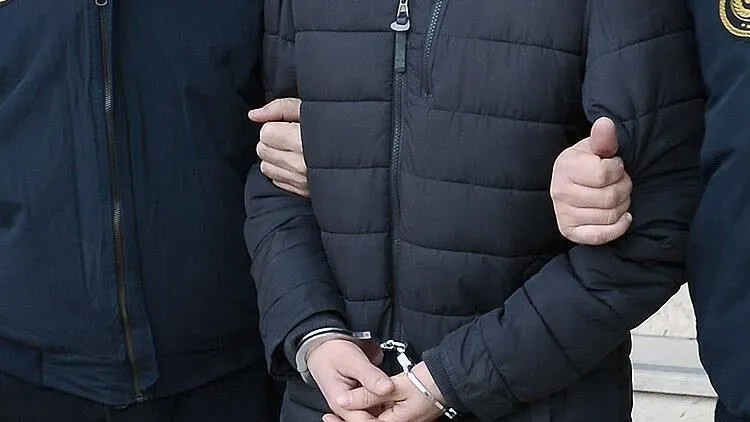 Sıcak Gündem: 12 ülkeden 60 firari suçlu Türkiye'ye getirildi: 16'sı kırmızı bültenle aranıyordu