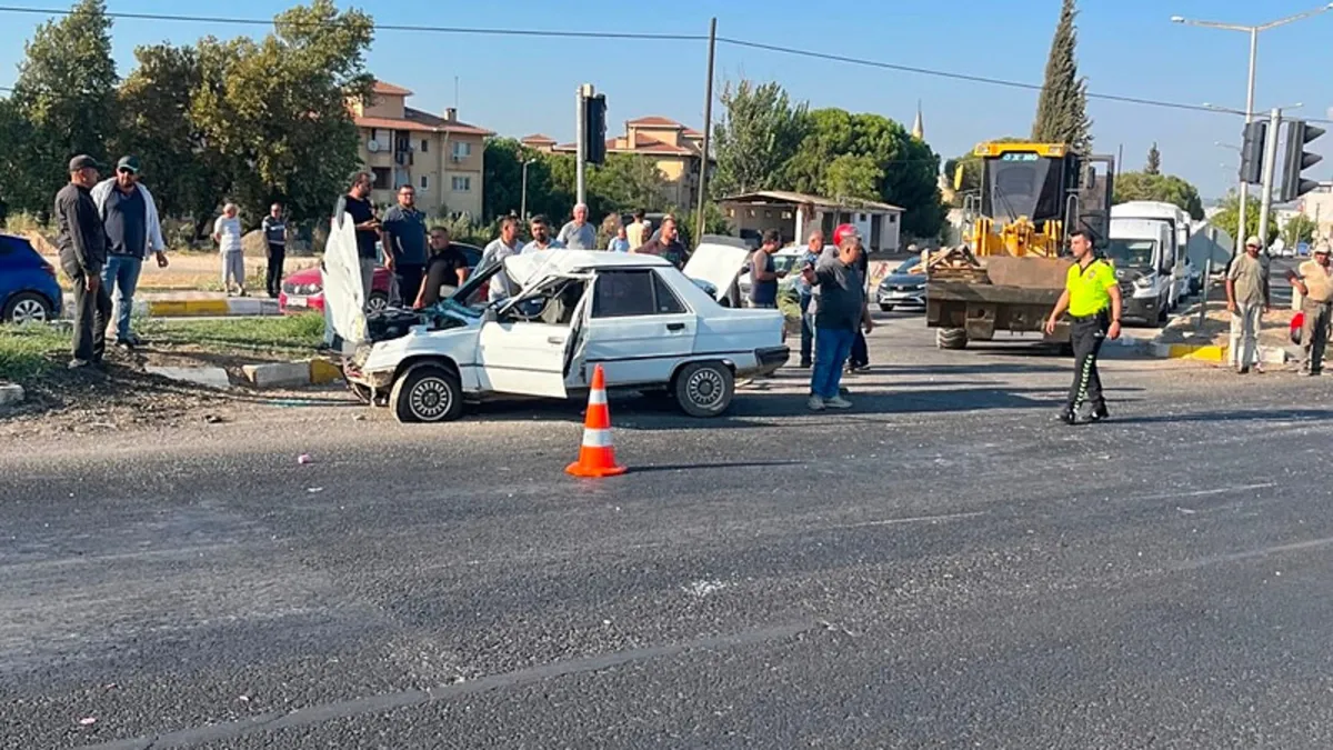 Manisa’da otomobil ile motosiklet çarpıştı: 4 yaralı | İşte Tüm Ayrıntılar