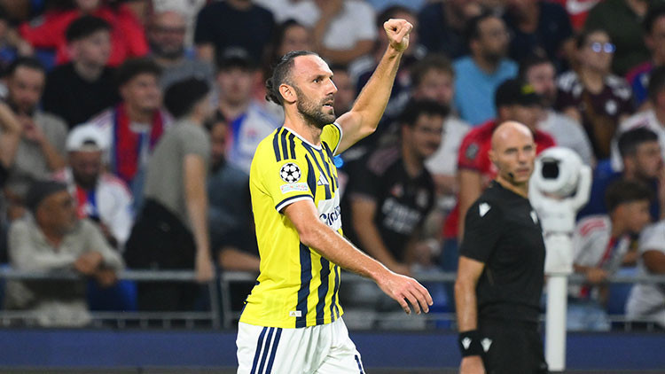 Ayrıntılar Netleşti: Vedat Muriqi: 'Onur ve gurur verici!' ve Merak Edilenler