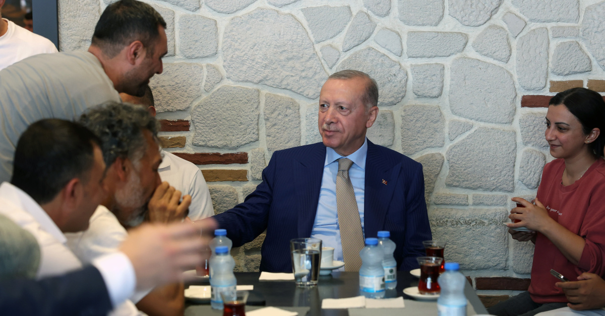Sıcak Gündem: Çengelköy'de esnafı ziyaret etti - Son Dakika Bilgileri