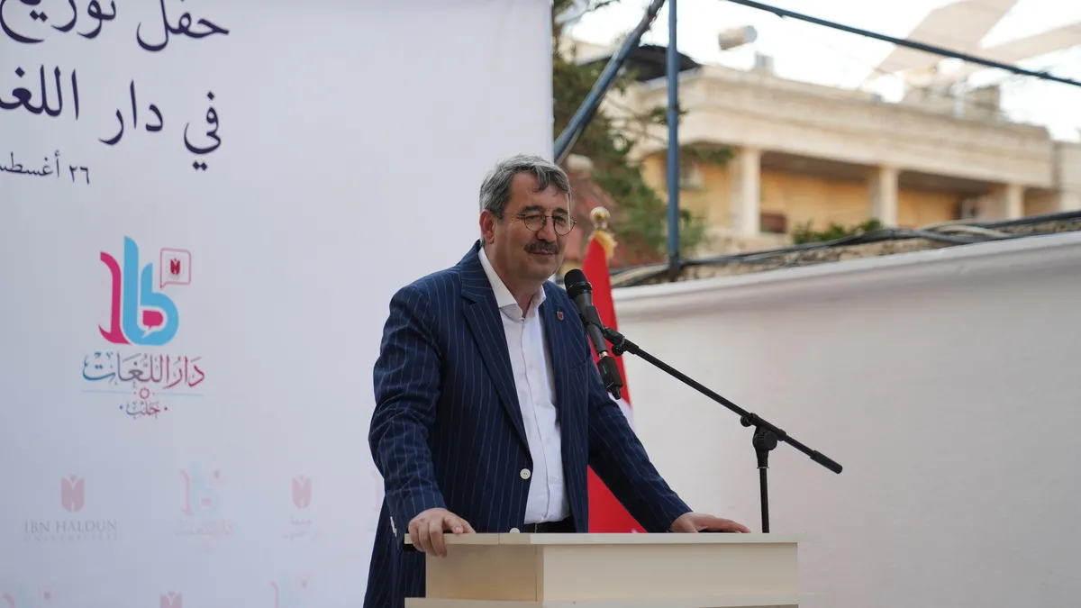 Kritik Açıklama: Halep'te dil ve kültür buluşması: Dar-ul Lugat’ta eğitimlerini tamamlayan öğrenciler sertifik