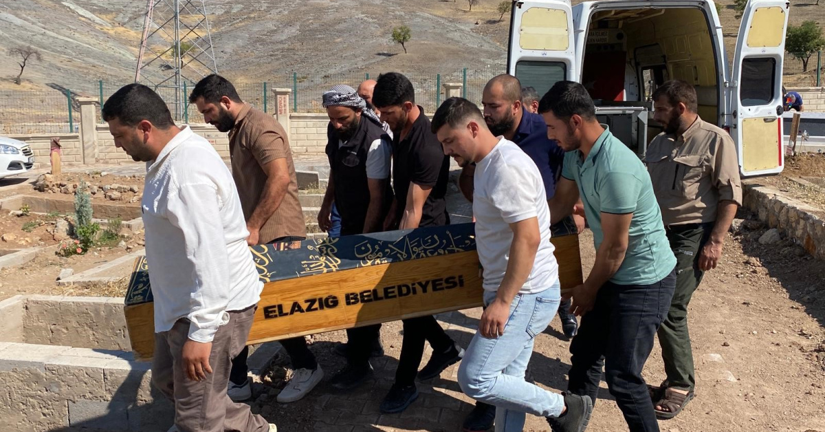 Yıldırım piknikte can aldı! - Son Dakika Bilgileri