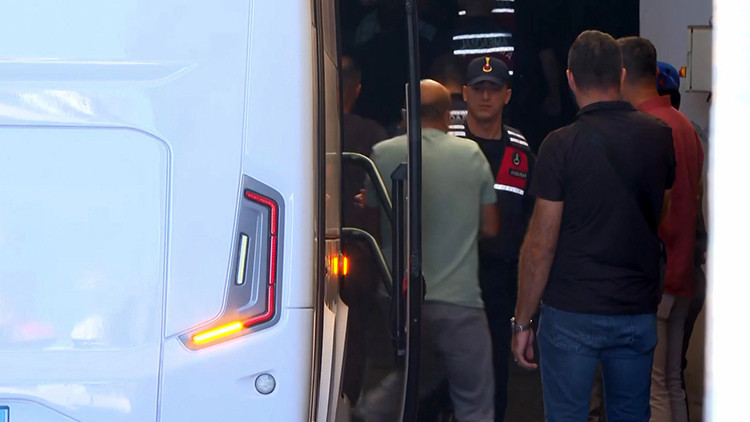 Kritik Açıklama: Antalya'da 10 milyar liralık Hazine arazisi vurgununda 21 şüpheli adliyede