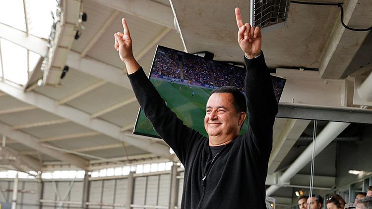Son Gelişme: Premier Lig'e fırtına gibi başlayan Hull City'e dev sponsor ve Merak Edilenler