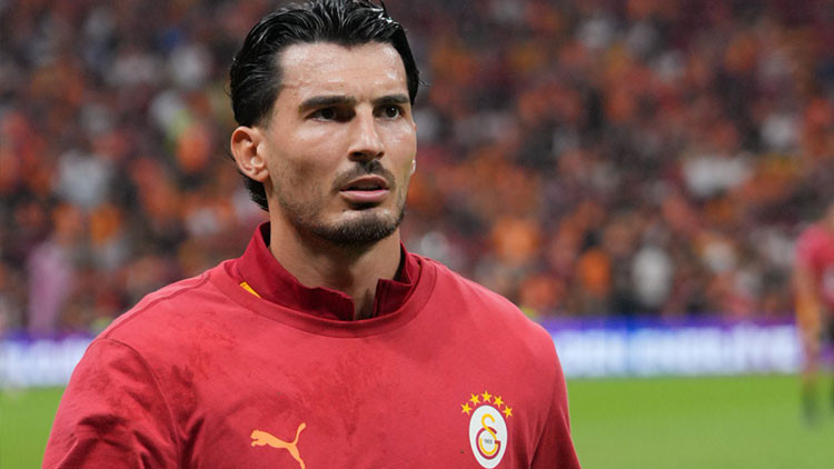 Sıcak Gündem: Galatasaray'a maç öncesi şok: Uğurcan Çakır ilk 11'den çıkarıldı! Genç kaleci tarihe geçti... |