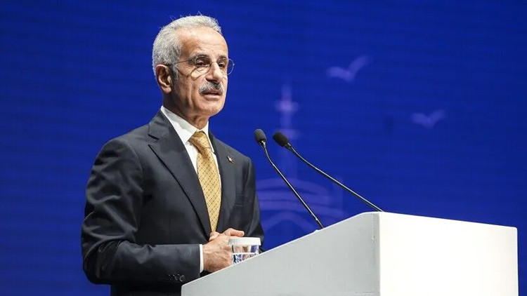 Ayrıntılar Netleşti: Bakan Uraloğlu’ndan 30 Ağustos Zafer Bayramı mesajı - Son Dakika Bilgileri